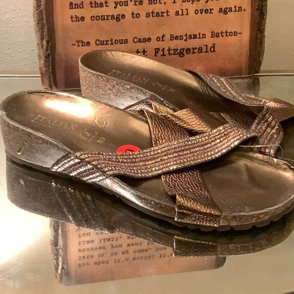 Italian shoemakers flip flops